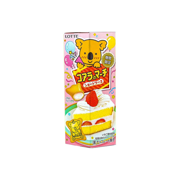 Boßte hexagonale illustrée de biscuits japonais Lotte Koala's March saveur gùteau shortcake à la fraise .