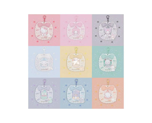 DATE COURTE - Biscuits Chocolat + Porte-Carte Sanrio (1pc) – Série Collector
