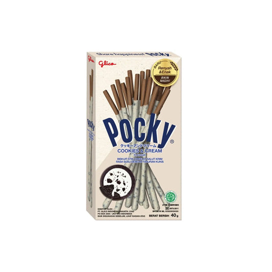 Paquet de Pocky Cookie & Cream Glico 45g, biscuit japonais au chocolat et crème.